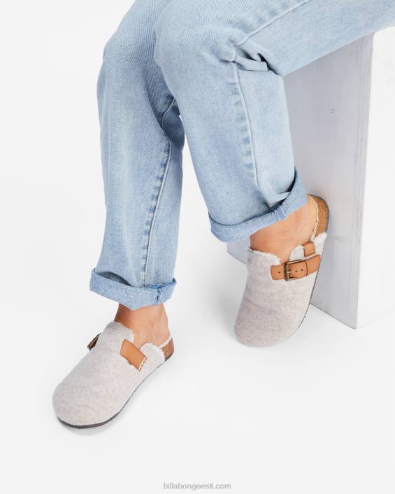 huntingtoni libisevad kingad naised kaerahelbed D28T2494 Billabong